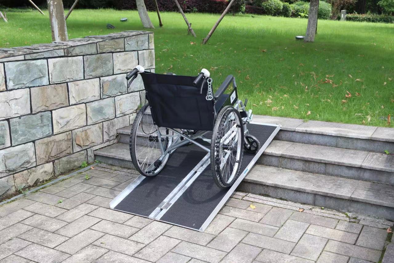 21003 Rampe pour fauteuil roulant en aluminium à un seul étage